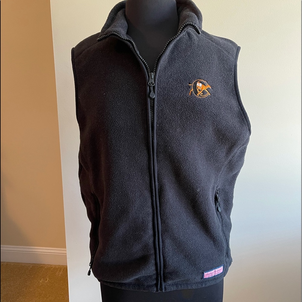 Vineyard Vines Campbell University Vest size Small